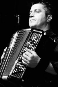JY SERVE accordéoniste
